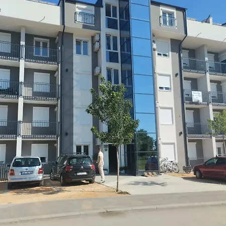 Andrea * Велико-Градиште