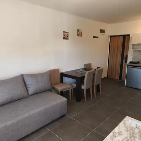 Andrea * Велико-Градиште