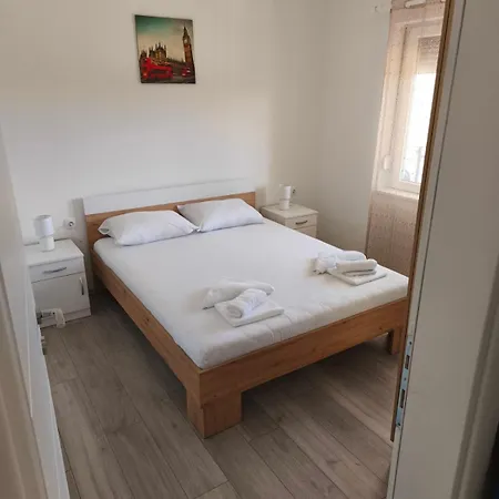 Andrea * Велико-Градиште